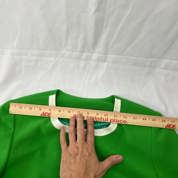 Vintage Green White Trim Jacket Holiday Mod Style Satin Lined Textured Buttons M - Picture 7 of 12